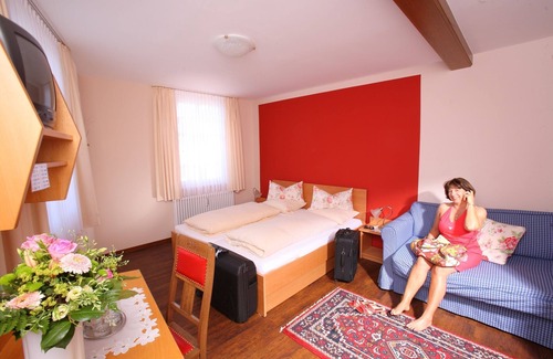 Ettenheim Cottage | Doppelzimmer B mit Dusche und WC - Hotel Deutscher Hof
