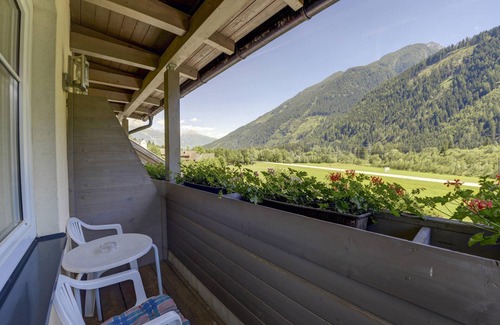 Flattach House | Doppelzimmer, Bad, WC, 1 Schlafraum - Hotel Flattacher Hof