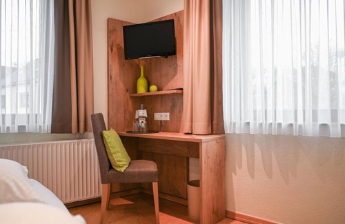 Boos Bed & Breakfast | Doppelzimmer Eifel-land Dusche/wc - Eifelhotel Fuchs
