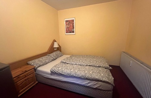 Erlangen Apartment | Doppelzimmer für 2 Gäste mit 15m² in Erlangen