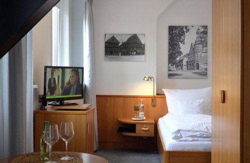 Moelln Bed & Breakfast | Doppelzimmer mit Dusche, WC - Haus Luisenhof, Pension
