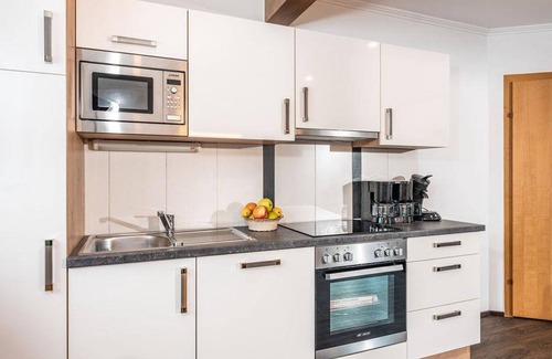 Aich Apartment | Doppelzimmer mit Dusche, WC - Land- und Appartementhaus Pircher