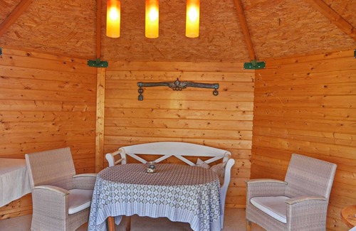 Tinnum Cottage | Doppelzimmer Nr. 8 - Pension Froeschel