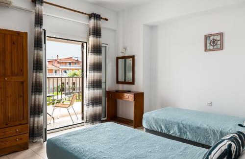 Ag. Georgios Hotel | Dora Pool Studios by Konnect,150m from the Beach