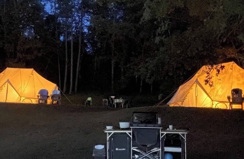 Bouzic RV Rental | Dordogne Glamping - Emperor tent VV4