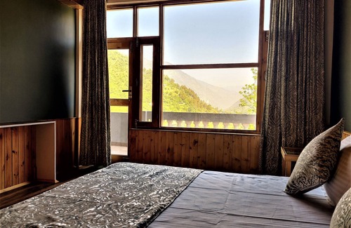 Banjar Bed & Breakfast | Doris Mountain Cabins Tirthan - 5km from Tirthan and 7km from Jibhi
