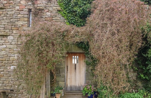 Bretherdale Apartment | DOROTHY BARN, family friendly, with open fire in Crosby Ravensworth