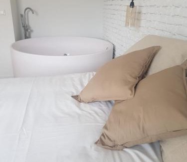 Melida Apartment | Dos Alas Rojas, casa con jacuzzi para dos personas