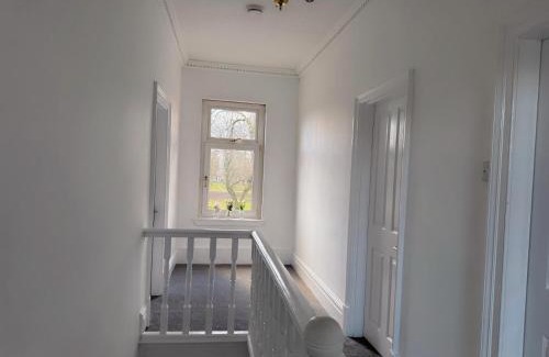 Salford House | Double-Bedroom in the Heart of Salford Manchester Perfect for Short Stays GCSW6