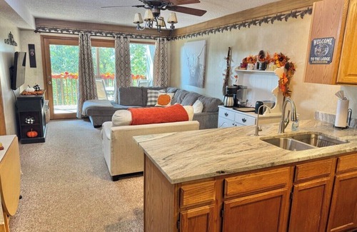 Notch Estates Condo | Double Condo Adventure