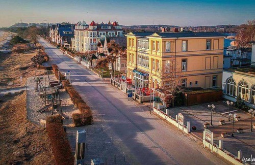Seebad Bansin Hotel | Double courtyard - Domke's Hotel Garni "House on the Lake"