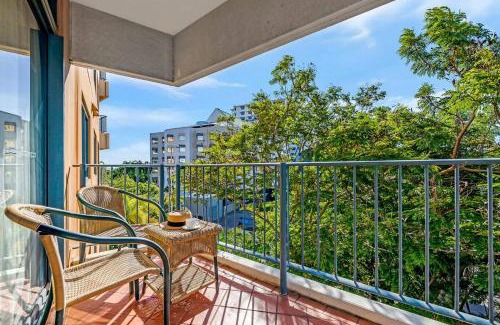 Darwin City Centre Apartment | 'Double Paradise' Two Separate Waterfront Resort Apartments