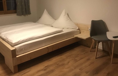 Hirschegg House | Double room (2-3 P) No. 1, shower / toilet - Gasthof Hirsch