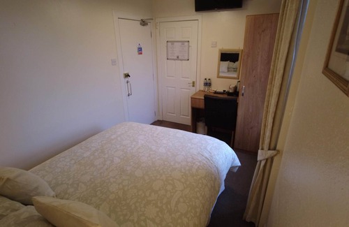 Crianlarich Bed & Breakfast | Double Room at Inverardran House