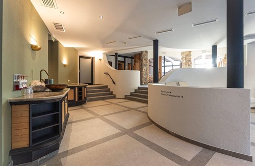 Zell am See Apartment | Double room Blue Lake with balcony, short stay - Hotel Neue Post