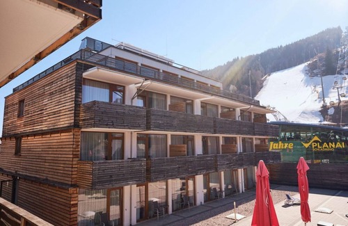 Schladming House | Double room for 2 adults + 2 children - Halfboard - Hotel Planai by Alpeffect
