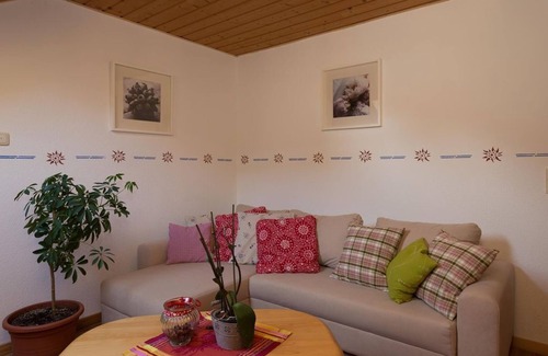 Oberammergau Bed & Breakfast | Double room (No. 4, 4-6 nights) - Pension Zum Kirchenbauer