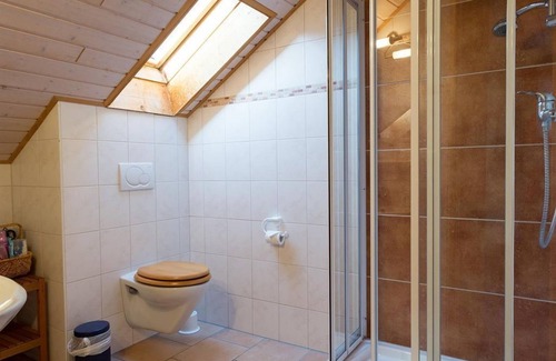 Oberammergau Bed & Breakfast | Double room (No. 7, 1-3 nights) - Pension Zum Kirchenbauer
