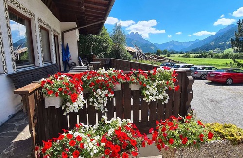 Tannheim Cottage | Double room type C 1 - Landhaus Gugger