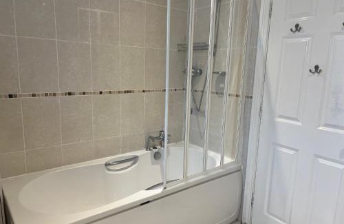 Saint Columb Major House | Double room with WiFi!