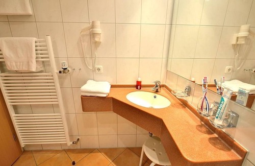 Emmelshausen Other | Double Room with Balcony - Landgasthof Baunhöller-Mühle