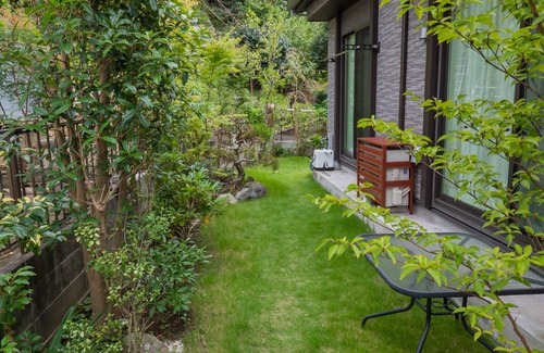 Kamakura House | Double Room with Shower West Min 1 female in the guest - Kamakura International House/Kamakura Kanagawa