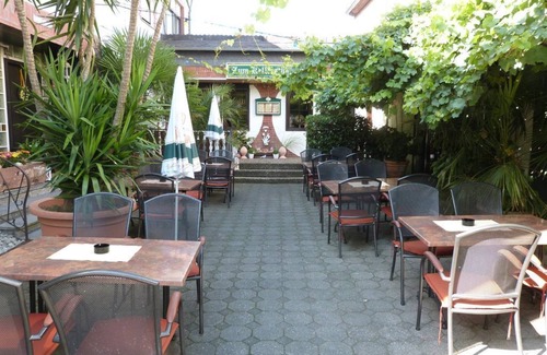 Mehring Bed & Breakfast | Double room with shower and toilet - Winzergasthof "Zum Kellerstübchen"