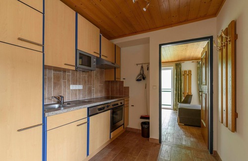 Russbach am Pass Gschuett Apartment | Double room with shower, WC - Landhaus Ausswinkl