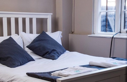 Bordesley House | Double rooms at the Old Crown Hotel