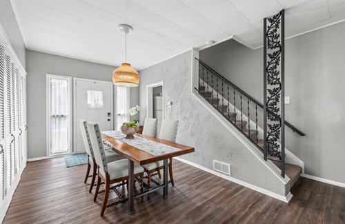 Kamm's Corners Apartment | Double the Space for Large Groups! Entire Duplex!