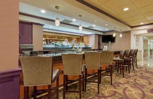 Downtown Wilmington Hotel | DoubleTree by Hilton Downtown Wilmington - Legal District