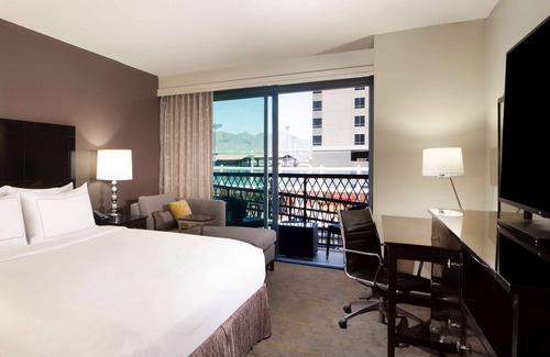 Downtown El Paso Hotel | DoubleTree by Hilton El Paso Downtown