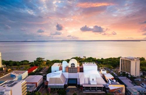 Darwin City Centre Hotel | DoubleTree by Hilton Esplanade Darwin
