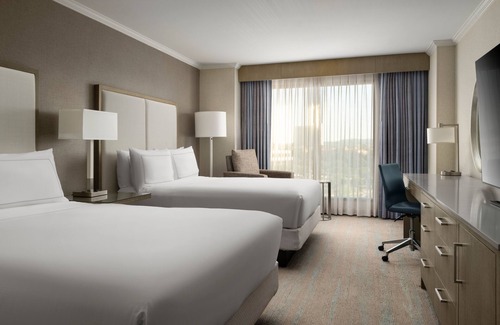 Irvine Hotel | DoubleTree by Hilton Irvine - Spectrum