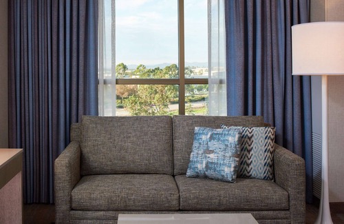 Irvine Hotel | DoubleTree by Hilton Irvine - Spectrum