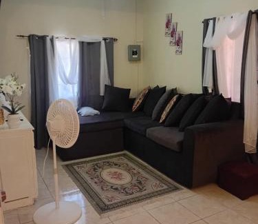 Portmore Apartment | DOUG MANOR flat 2