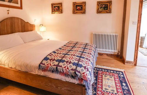 Picklescott Cottage | DOVE COTTAGE, family friendly, with open fire in Church Stretton