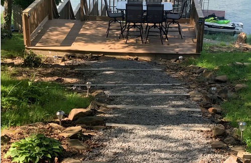 Ozark House | Down Time on Lake of Egypt! Fishing, boating, wineries, hiking, relaxing!