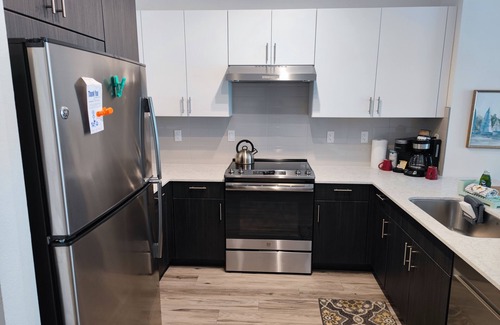 Central Sarasota Apartment | Downtown Apartment with Pool, Gym, and Coworking Space