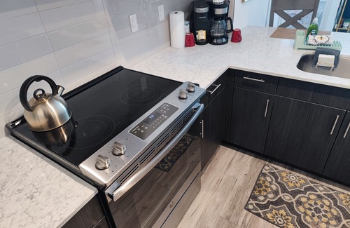 Central Sarasota Apartment | Downtown Apartment with Pool, Gym, and Coworking Space