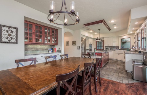 Bend House | Downtown Bend Waterfront Escape