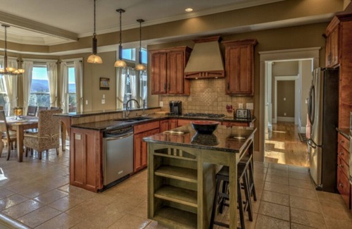 Foxfire Estates Cabin | Downtown Blue Ridge 4 Miles Away, Luxury Mountain
