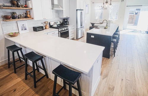 Buena Vista House | Downtown BV Main St 315 Private Home