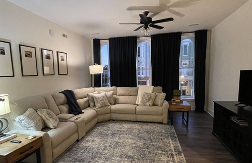 Georgetown Apartment | Downtown Charm And Breakfast Too
