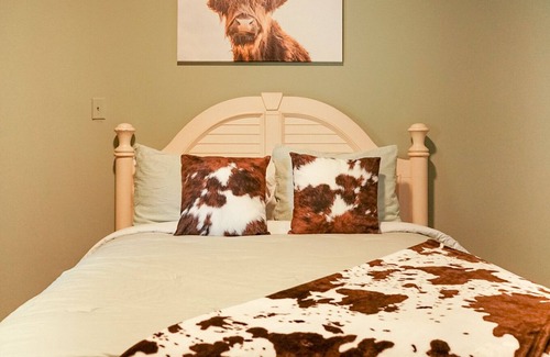 Somerset House | Downtown Delight 209