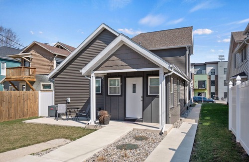 West Central House | Downtown Fort Wayne Triplex- Apt. C