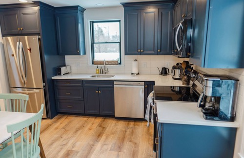 Freeport House | Downtown Freeport Barn'acle