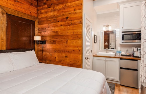Starkville Apartment | Downtown Game Day Studio