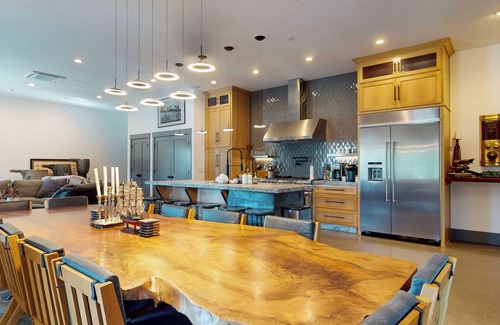 Nevada City House | Downtown Gold Mine