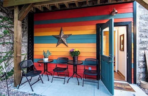 Lake Geneva Apartment | Downtown Hideaway- Lower